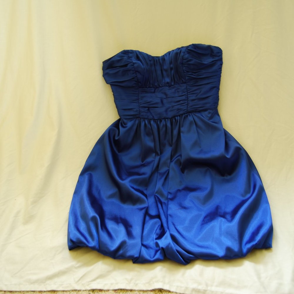 London Times Short Formal Dress